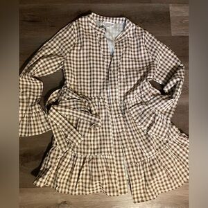 NWT LOVER RICHE DRESS. SIZE LARGE.